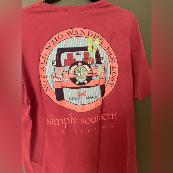 Simply Southern unisex t-shirt in size L - Picture 3 of 3